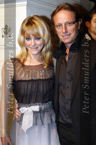 Amsterdam 29 oktober 2009
Beaumonde awards in het Amstel hotel. Stacey Rookhuizen met Eric v Tijn
Peter Smulders bv