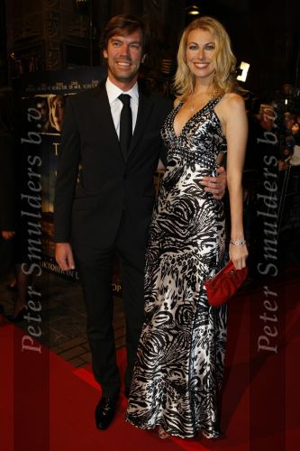 Amsterdam 26 oktober 2009
Premiere terug naar de kust in Tuschinski. Susan Smit met vriend
Peter Smulders bv