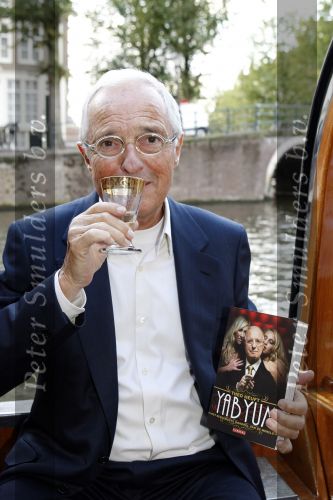Amsterdam 8 november 2009
Presentatie boek Theo Heuft over zijn leven en Yab Yum.
Peter Smulders bv