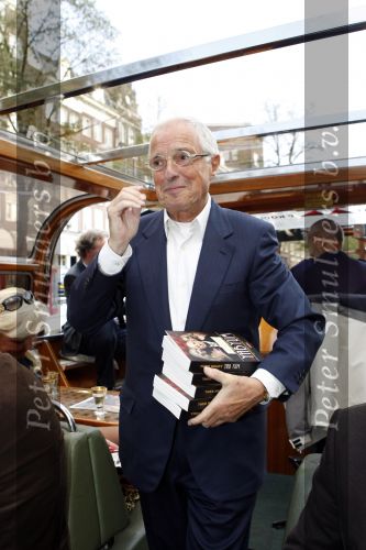 Amsterdam 8 november 2009
Presentatie boek Theo Heuft over zijn leven en Yab Yum.
Peter Smulders bv