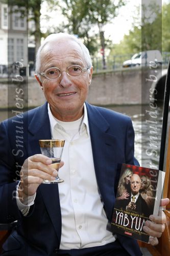 Amsterdam 8 november 2009
Presentatie boek Theo Heuft over zijn leven en Yab Yum.
Peter Smulders bv