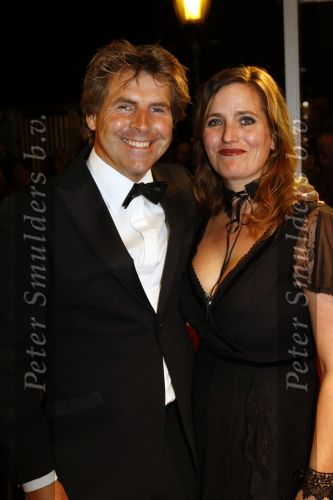 Amsterdam 23 oktober 2009
Televizierring 2009 in Carre in Amsterdam. Toine v Peperstraten met vrouw
Peter Smulders bv