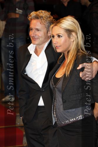 Amsterdam 26 oktober 2009
Premiere terug naar de kust in Tuschinski. Wendy v Dijk zwanger met vriend Erland Galjaard
Peter Smulders bv