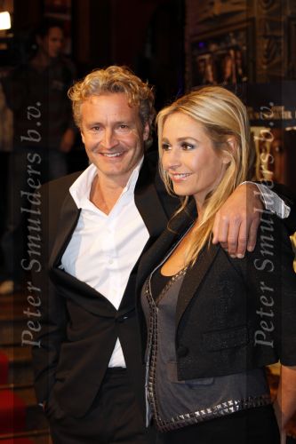 Amsterdam 26 oktober 2009
Premiere terug naar de kust in Tuschinski. Wendy v Dijk zwanger met vriend Erland Galjaard
Peter Smulders bv