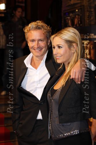 Amsterdam 26 oktober 2009
Premiere terug naar de kust in Tuschinski. Wendy v Dijk zwanger met vriend Erland Galjaard
Peter Smulders bv