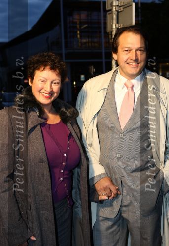 Amstelveen, 9 Oktober 2009
Premiere Ivo Niehe in het Cultureel Centrum
Wilma Nanninga met partner
Foto Peter Smulders BV