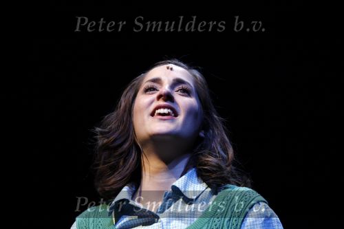 Hoorn 1 november 2010
Premiere musical Je Anne in de schouwburg van Hoorn. De hoofdrollen worden oa gwespeeld door Abke Bruins Thom Hoffman Levi v Kempen Marloes v d Heuvel Sanne Bosman Frans Maas Annemarie Maas en Mark v d Laan
Peter Smulders bv