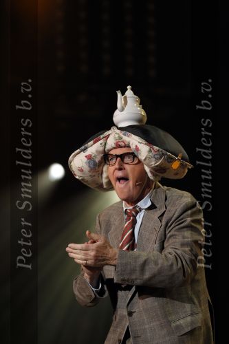 Amsterdam 2 november 2010
Rene Froger viert zijn 50e verjaardag met collega artiesten en vrienden in Carre.
oa Karin Bloemen Danny de Munk Ruth Jacoth Wesley Jeroen v d Boom Grant en Forsyth Thomas Berge Frans Bauer Linda de Mol Peter paul Muller Glennis GraceCarel Kraaijenhof en zoon Danny treden op. Caroline Tensen en Ron Brandsteder presenteren de avond. Andre v Duin
Peter Smulders bv