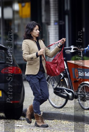 Amsterdam 26 oktober 2010
Annemarie Engelkes op straat in Amsterdam.
Peter Smulders bv