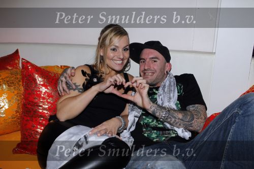Amsterdam 6 november 2010
12 en een half jarig bestaan en presentatiie van het Buddha to Buddha boek in de supper club. Ben Saunders met vriendin
Peter Smulders bv