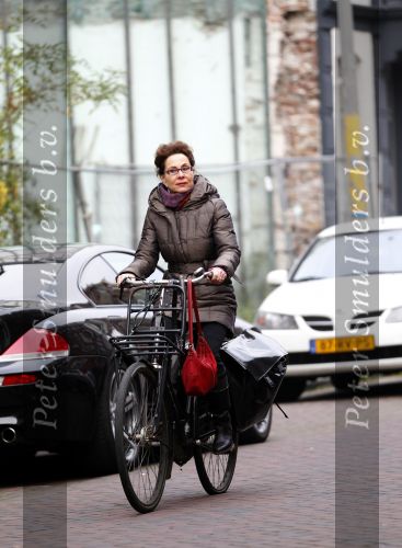 Amsterdam 1 november 2010
Carolien v d Berg op de fiets in Amsterdam
Peter Smulders bv