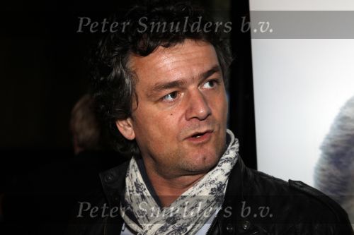 Amsterdam 1 november 2010
Presentatie van twee boeken van Jan Mulder bij cafe scheltema. Casper v Kooten
Peter Smulders bv