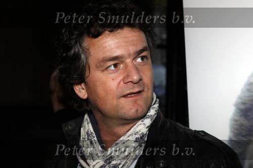 Amsterdam 1 november 2010
Presentatie van twee boeken van Jan Mulder bij cafe scheltema. Casper v Kooten
Peter Smulders bv