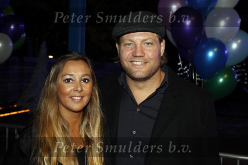 Amsterdam 31 oktober 2010
Feestje bij strand Zuid van de CLUB. Dennis v d Geest met vrouw
Peter Smulders bv