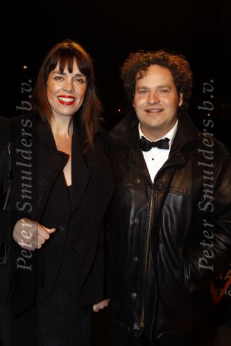 Leiden 30 oktober 2010
Premiere Soldaat van oranje op vliegbasis Valkenburg. Dirk Zeelenberg met vrouw
Peter Smulders bv