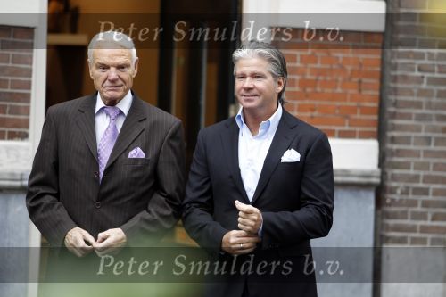 Amsterdam 5 november 2010
Dries Roelvink met zijn beste vriend op de elandsgracht.
Peter Smulders bv