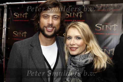Amsterdam 3 november 2010
Premiere van de film Sint in de stopera van Amsterdam. Elle v Rijn met man Kaja Wolfers
Peter Smulders bv