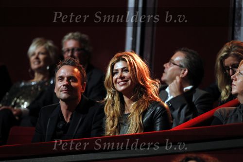 Amsterdam 2 november 2010
Rene Froger viert zijn 50e verjaardag met collega artiesten en vrienden in Carre.
Estelle Gullit met Erik Kuster
Peter Smulders bv