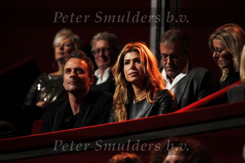 Amsterdam 2 november 2010
Rene Froger viert zijn 50e verjaardag met collega artiesten en vrienden in Carre.
Estelle Gullit met Erik Kuster
Peter Smulders bv
