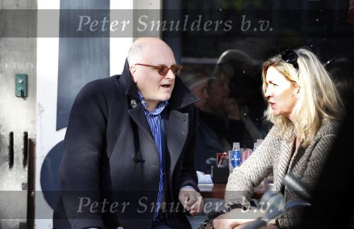 Amsterdam 25 oktober 2010
Felix Rottenberg op terras met .....
Peter Smulders bv