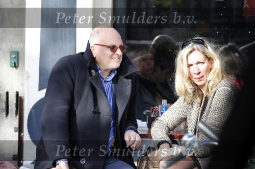 Amsterdam 25 oktober 2010
Felix Rottenberg op terras met .....
Peter Smulders bv