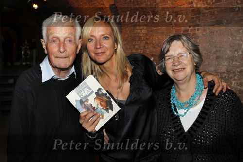 Amsterdam 28 oktober 2010
Presentatie boek Floortje Dessing. Haar vader en moeder zijn daarbij aanwezig.
Peter Smulders bv