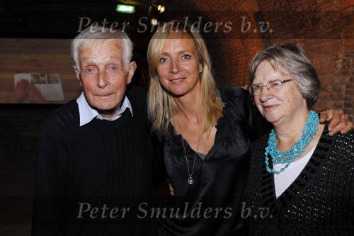 Amsterdam 28 oktober 2010
Presentatie boek Floortje Dessing. Haar vader en moeder zijn daarbij aanwezig.
Peter Smulders bv