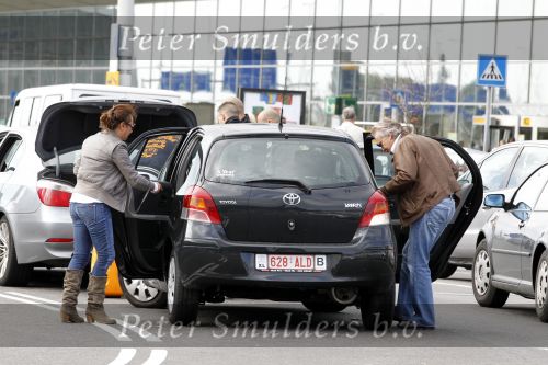 Schiphol 25 september 2010
Bea Bennet brengt Hans Breukhoven naar Schiphol.
Peter Smulders bv