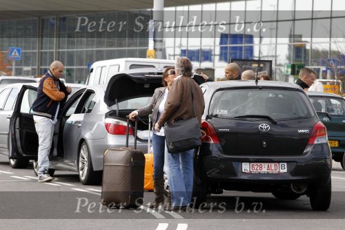 Schiphol 25 september 2010
Bea Bennet brengt Hans Breukhoven naar Schiphol.
Peter Smulders bv