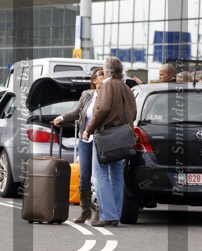 Schiphol 25 september 2010
Bea Bennet brengt Hans Breukhoven naar Schiphol.
Peter Smulders bv