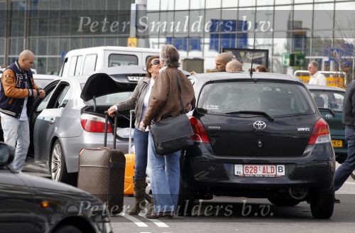 Schiphol 25 september 2010
Bea Bennet brengt Hans Breukhoven naar Schiphol.
Peter Smulders bv
