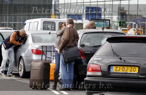 Schiphol 25 september 2010
Bea Bennet brengt Hans Breukhoven naar Schiphol.
Peter Smulders bv