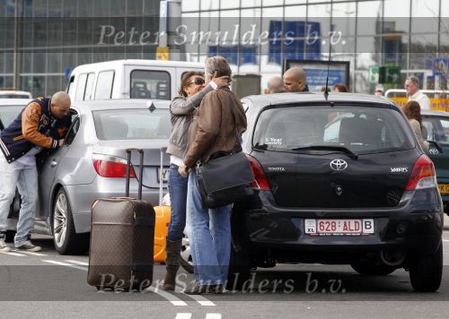 Schiphol 25 september 2010
Bea Bennet brengt Hans Breukhoven naar Schiphol.
Peter Smulders bv
