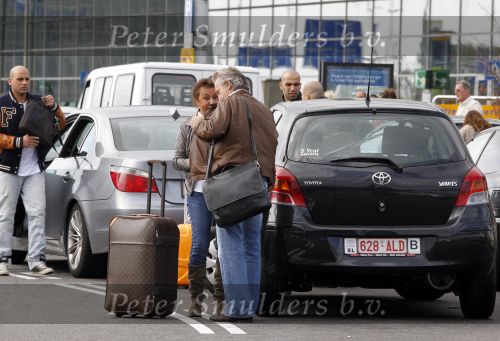 Schiphol 25 september 2010
Bea Bennet brengt Hans Breukhoven naar Schiphol.
Peter Smulders bv