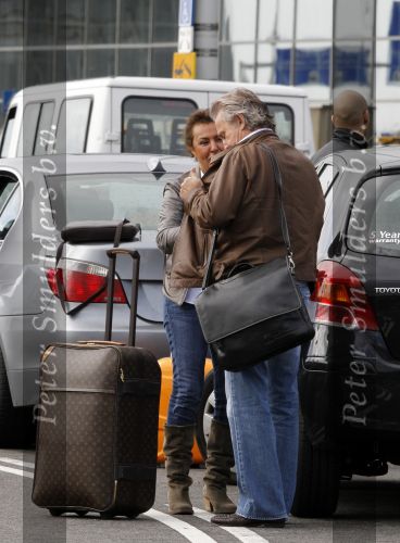 Schiphol 25 september 2010
Bea Bennet brengt Hans Breukhoven naar Schiphol.
Peter Smulders bv
