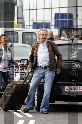 Schiphol 25 september 2010
Bea Bennet brengt Hans Breukhoven naar Schiphol.
Peter Smulders bv