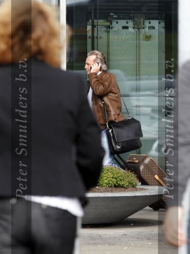 Schiphol 25 september 2010
Bea Bennet brengt Hans Breukhoven naar Schiphol.
Peter Smulders bv
