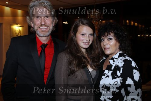 Hoorn 1 november 2010
Premiere Je Anne in de schouwburg van Hoorn. Henriette Tol met man en dochter
Peter Smulders bv