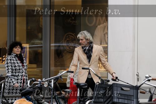Amsterdam 26 oktober 2010
Henriette Tol met man en hond op de pc hooftstraat.
Peter Smulders bv