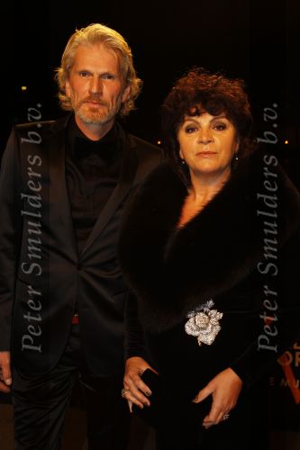 Leiden 30 oktober 2010
Premiere Soldaat van oranje op vliegbasis Valkenburg. Henriette Tol met man
Peter Smulders bv