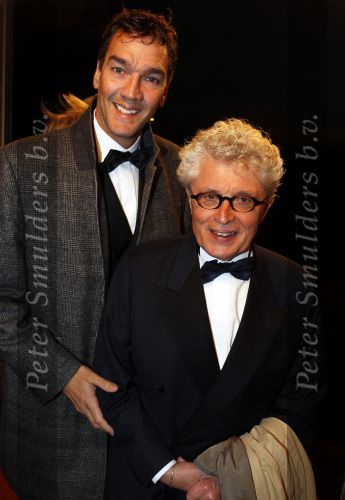 Leiden 30 oktober 2010
Premiere Soldaat van oranje op vliegbasis Valkenburg. Jacques d Ancona met partner Hans
Peter Smulders bv