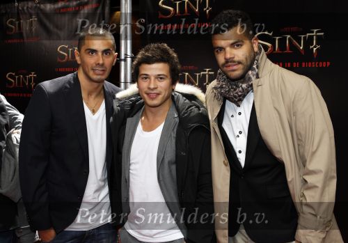 Amsterdam 3 november 2010
Premiere van de film Sint in de stopera van Amsterdam. Jerry Leembruggen (l) met ...
Peter Smulders bv