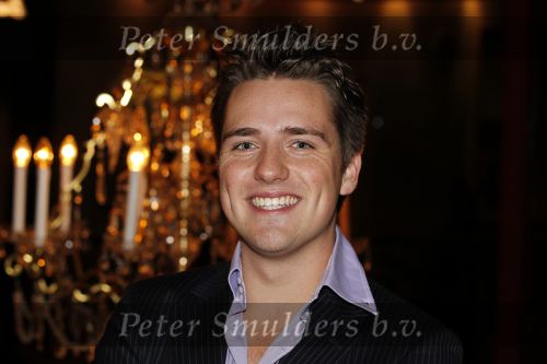 Hoorn 1 november 2010
Premiere Je Anne in de schouwburg van Hoorn.  Job Bovenlander
Peter Smulders bv