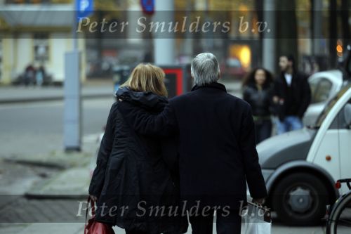 Amsterdam 1 november 2010
Presentatie van twee boeken van Jan Mulder bij cafe scheltema. Kees v Kooten met zijn vrouw
Peter Smulders bv