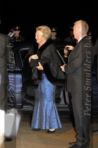 Leiden 30 oktober 2010
Premiere Soldaat van oranje op vliegbasis Valkenburg. Koningin Beatrix
Peter Smulders bv