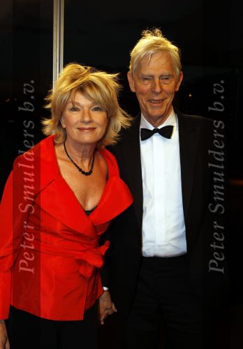 Leiden 30 oktober 2010
Premiere Soldaat van oranje op vliegbasis Valkenburg. Martine Bijl en Berend Boudewijn
Peter Smulders bv