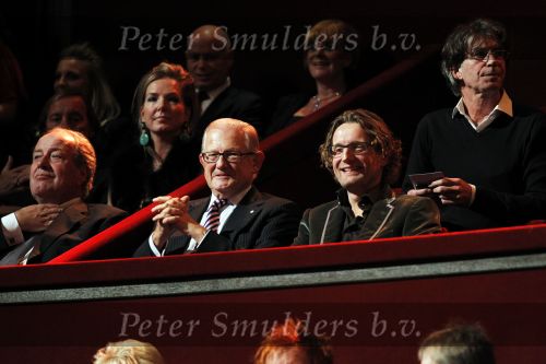 Amsterdam 2 november 2010
Rene Froger viert zijn 50e verjaardag met collega artiesten en vrienden in Carre.
Pieter v Vollenhoven met Prins Bernhard jr
Peter Smulders bv