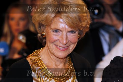 Leiden 30 oktober 2010
Premiere Soldaat van oranje op vliegbasis Valkenburg. Prinses Irene
Peter Smulders bv