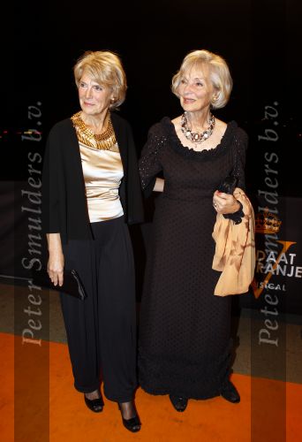 Leiden 30 oktober 2010
Premiere Soldaat van oranje op vliegbasis Valkenburg. Prinses Irene met de weduwe van erik Hazelhoff Roelfzema
Peter Smulders bv