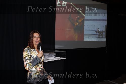 Amsterdam 4 november 2010
Rick Engelkes en Kruimeltje ( Joes Brauers) slaan de eerste paal voor het nieuwe pand van REP Rick Engelkes Productions.
Peter Smulders bv